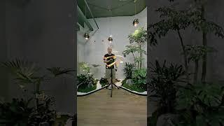 Small investment triggers a visual revolution in large scenes. Traditional advertising installat