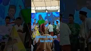 sholawatan dan pengajian bersama gus miftah//kyai. Miftah maulana habibburohman.