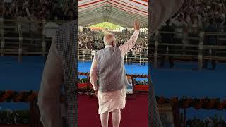PM Modi gets an energetic welcome in Bhubaneswar, Odisha | #shorts