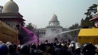 Deadly clashes erupt at Bangladesh opposition rally