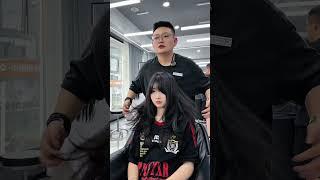 No one doesn't like to look younger and cuter, right? Teacher Luo Jing from Kaizhou