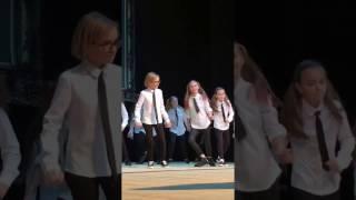 Tropicana dance, Школа
