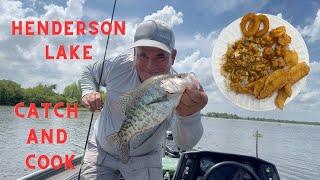 Catching Beautiful Sacalait /Crappie In Henderson( Catch and Cook )Fried Crappie & Crawfish Etouffee