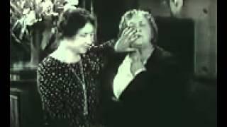 1930 Rare footage of Helen Keller speaking with the help of Anne Sullivan