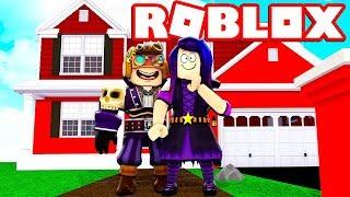 LE NOSTRE NUOVE CASE DA 2500 ROBUX SU ROBLOX!!!