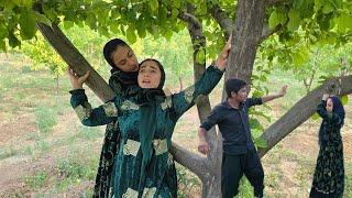 Angry Revenge: Khadija's beating by the ruthless Mina؟