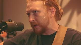 Creek Sessions: Tyler Childers - Banded Clovis