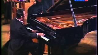 Nikolai Petrov plays Prokofiev Piano Concerto no. 2 - video 1985