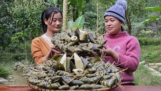 Maya Goes Into The Forest To Pick Leaves & Make Unique Cakes With Lý Thị Ca