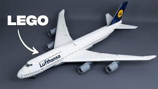 I built a custom LEGO Boeing 747 | FULL TOUR | Motorized landing gear and flaps | MOC