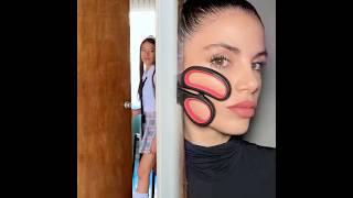 El espejo mágico le hizo ver la realidad a estas colegialas que el dinero no es todo en esta vida 2