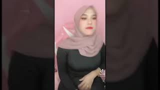 Sexy Hijab girl. Big boops. Sexy moves. More to come. Subscribe for more videos 