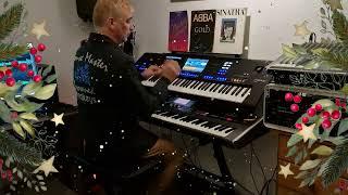 Rockin' Around the Christmas Tree / Jingle Bell Rock Yamaha Genos Roland G70 by Rico