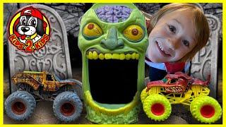 Monster Jam Toy Trucks - ‍️ Zombie Vs. Hunter  Grave Digger & Earth Shaker  Halloween Challenge!