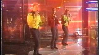 Big Fun - Blame It On the Boogie (TOTP, 1st performance)