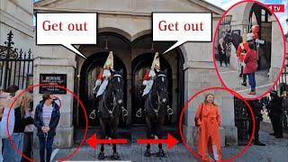 DISRESPECTFUL TOURISTS DOES THIS! KING’S GUARD TOLD THEM TO "GET OUT" ROYAL GUARD, KINGS GUARD!