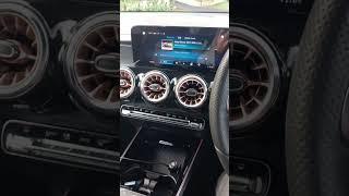 Weird media streaming in the new Mercedes #EQB350