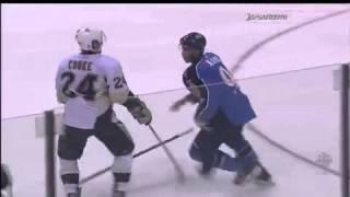 Evander Kane (Atlanta Thrashers) KOs Matt Cooke (Pittsburgh Penguins)