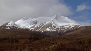 Wildlife photography and film SCOTLAND'S WILD LANDSCAPES AND WILDLIFE, best viewed in HD