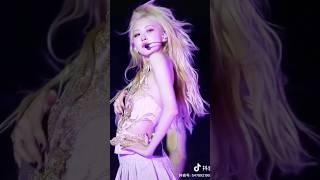 #Rosé ~ The Indescribable Charm Of Her Hair Made Me Unable Take My  off