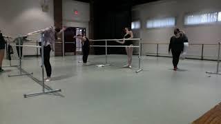 Lilje Ballet Lesson, Alma College 10/22/2020. Accompanist: Chong Zheng.