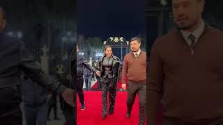 Munisa Rizaeva Юлдузларни Биз билан кузатинг