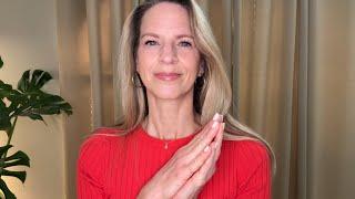 ASMR Perfect Back Massage with Soothing Scratches and Tracing Techniques