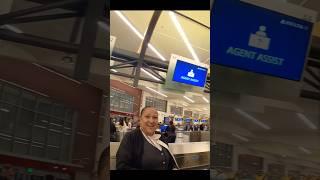 AIRLINE CLERK KNOWS HER GUNS (Says Smith & Wesson is BETTER than Taurus!!) #guns #shooting #firearms