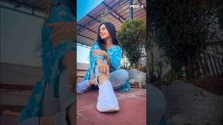 Poses In Kurti | #howtopose #ashortaday #shorts | Santoshi Megharaj