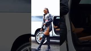 Sneak peak of new single: Pop my sh*t ️ #claressashields #Gwoat