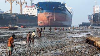 Ship Graveyard - The Last Stop For These Giants