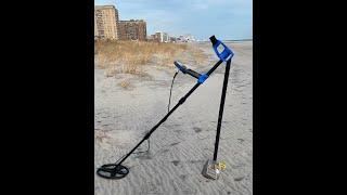 Metal Detecting in Atlantic City New Jersey Garrett Vortex V9