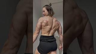 Bodybuilder Girl Fitness Workout #shortvideo #shorts #fitness