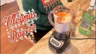 VLOGMAS 2024 | HOLIDAY DRINK | HOMEMADE CHILI