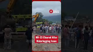 Jamshedpur Administration Clears Mud-Clogged NH-33 After Heavy Rains and Ongoing Construction Work