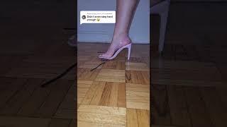 Stepping on glasses to durability check #trample