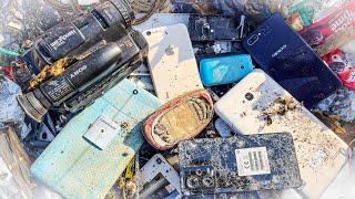 Hunting for Broken Phones in the Trash || The Result Are Surprising! (Restoration Phone)