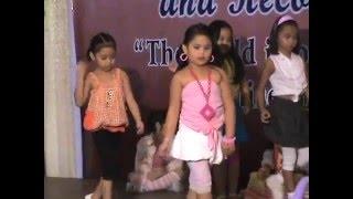 vinelle dancing material girl(prep)