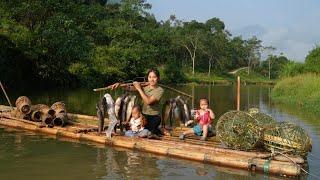 How to weave a bamboo basket to trap giant fish - bring it to the market to sell with your children