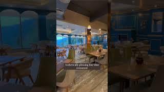 𝗗𝗶𝘃𝗶𝗻𝗲 𝗥𝗲𝘀𝗼𝗿𝘁 & 𝗦𝗽𝗮 𝗹𝘂𝘅𝘂𝗿𝘆 𝗵𝗼𝘁𝗲𝗹, 𝗿𝗲𝘃𝗮𝗺𝗽𝗲𝗱 𝘁𝗵𝗲𝗶𝗿 𝗳𝗶𝗻𝗲-𝗱𝗶𝗻𝗲 𝗿𝗲𝘀𝘁𝗮𝘂𝗿𝗮𝗻𝘁