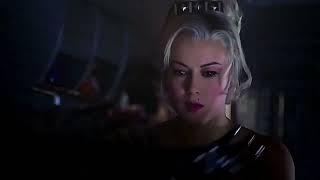 Tiffany's performance (Jennifer Tilly) in Bride of Chucky (1998)