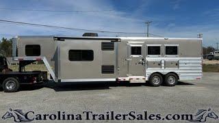 LIKE NEW! 2022 Merhow 3 Horse Trailer Tour, 12' Open Floor Plan LQ with Slide 