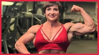 Russian Muscle Mommy: Oksana Piari FBB Bodybuilding Transformation