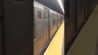 MTA Subway: R1-R9 Holiday Train at 57th Street #mta #shorts