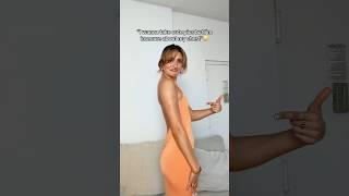 photo poses if you’re part of the itty bitty committee #pose