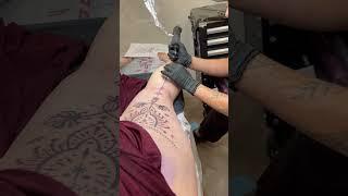 Ornamental tattoo on both legs l New Amsterdam Tattoo Studio l #shorts #tattoo #amsterdamtattoo