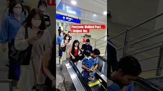Everyone Ignored Her… But I Couldn’t #ONEMAN #KindnessMatters #KleineTatGroßeWirkung #help