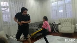 İlkay Işılay Taekwondo training