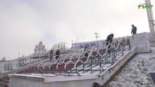 Город украшают к Новому году по последнему слову техники