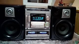 Hifi system Aiwa NSX - S505 in action